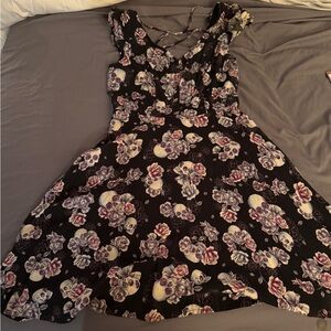 Hot Topic Black and Purple Skull Midi Dress